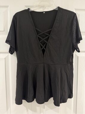 Women’s Black Crisscross V-Neck Peplum Top
